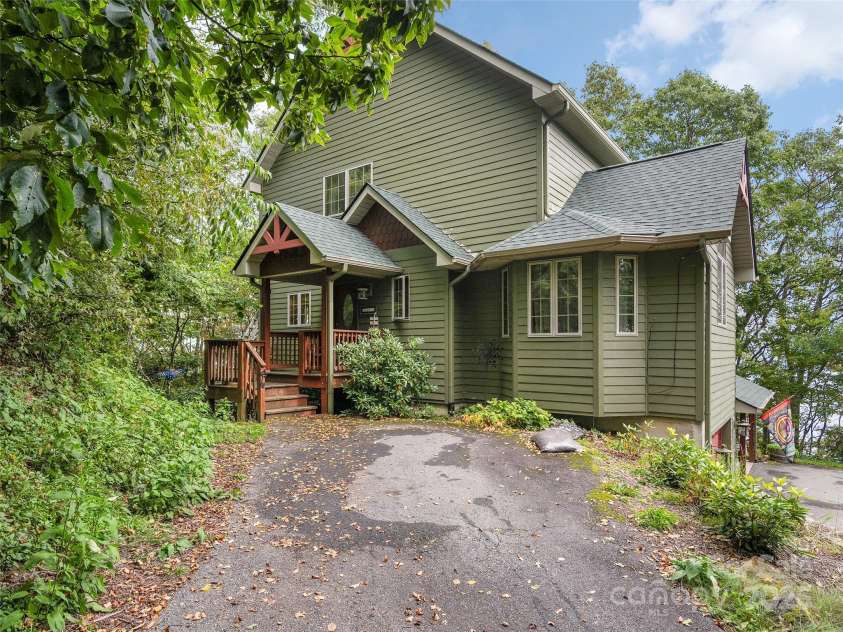 195 Simpson Lane, Maggie Valley, NC 28751.  MLS# CAR4312232, YatesRealty ID 3657. 