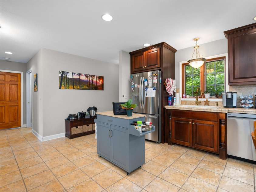 195 Simpson Lane, Maggie Valley, NC 28751.  MLS# CAR4312232, YatesRealty ID 3657. 