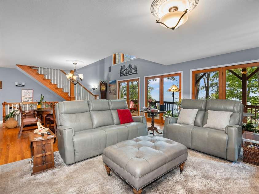 195 Simpson Lane, Maggie Valley, NC 28751.  MLS# CAR4312232, YatesRealty ID 3657. 
