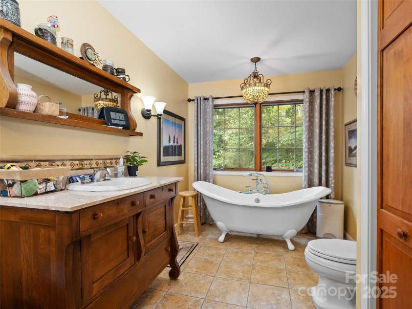 195 Simpson Lane, Maggie Valley, NC 28751.  MLS# CAR4312232, YatesRealty ID 3657. 