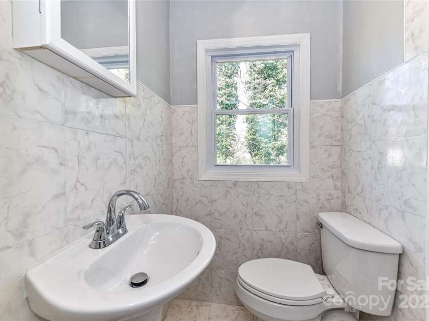 4924 Jane Avenue, Charlotte, NC 28269.  MLS# CAR4225498, YatesRealty ID 3657. 
