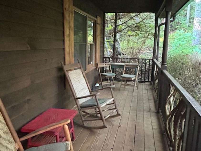 76 Azalea Court, Sapphire, NC 28774.  MLS# CAR4308118, YatesRealty ID 3657. Front porch