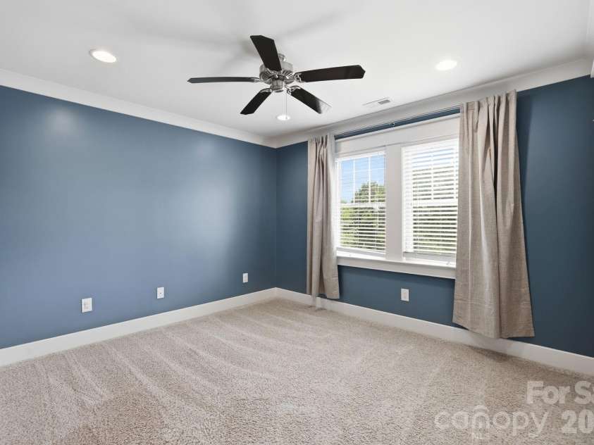 1104 Sawtooth Oak Lane, Belmont, NC 28012.  MLS# CAR4393976, YatesRealty ID 36570. 