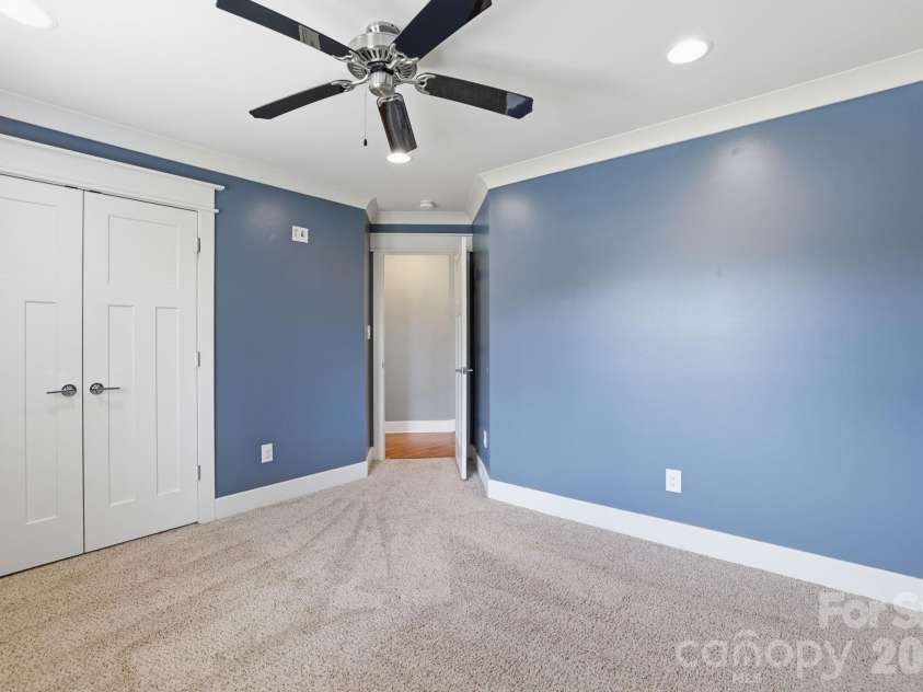 1104 Sawtooth Oak Lane, Belmont, NC 28012.  MLS# CAR4393976, YatesRealty ID 36570. 