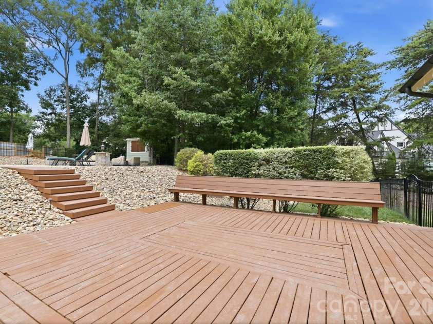 1104 Sawtooth Oak Lane, Belmont, NC 28012.  MLS# CAR4393976, YatesRealty ID 36570. 