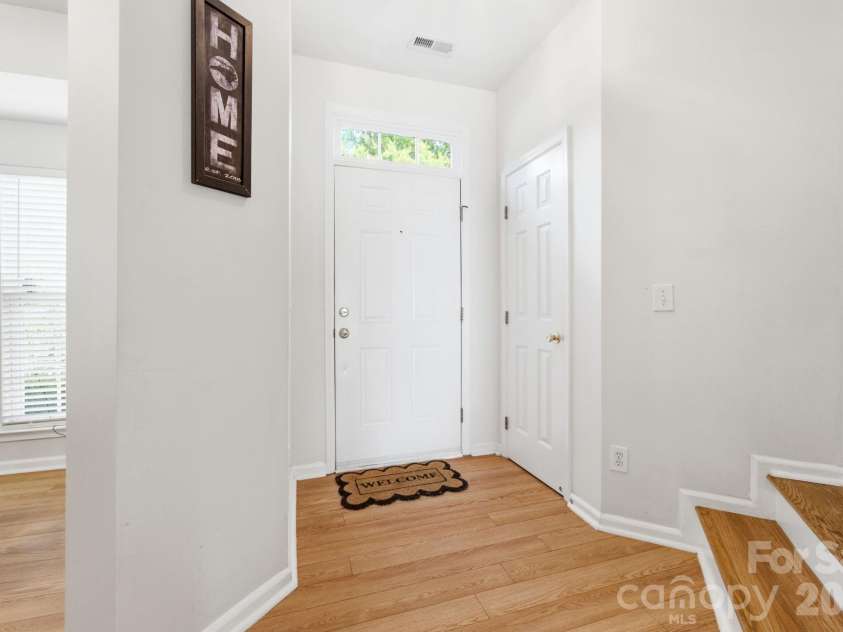 11018 Garden Oaks Lane, Charlotte, NC 28273.  MLS# CAR4400466, YatesRealty ID 36572. 