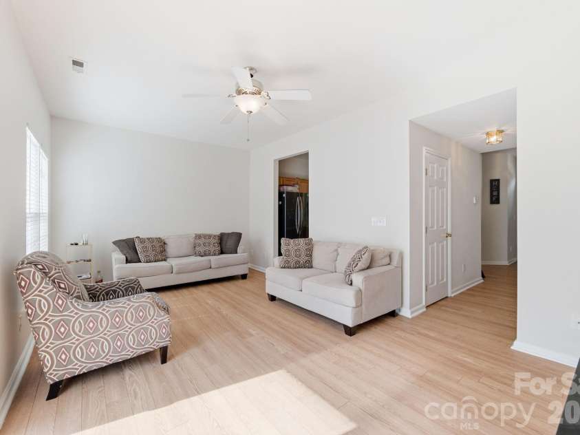 11018 Garden Oaks Lane, Charlotte, NC 28273.  MLS# CAR4400466, YatesRealty ID 36572. 
