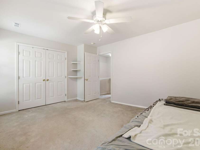 11018 Garden Oaks Lane, Charlotte, NC 28273.  MLS# CAR4400466, YatesRealty ID 36572. 