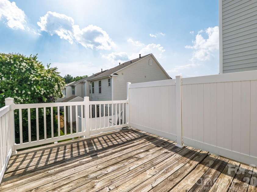 11018 Garden Oaks Lane, Charlotte, NC 28273.  MLS# CAR4400466, YatesRealty ID 36572. 