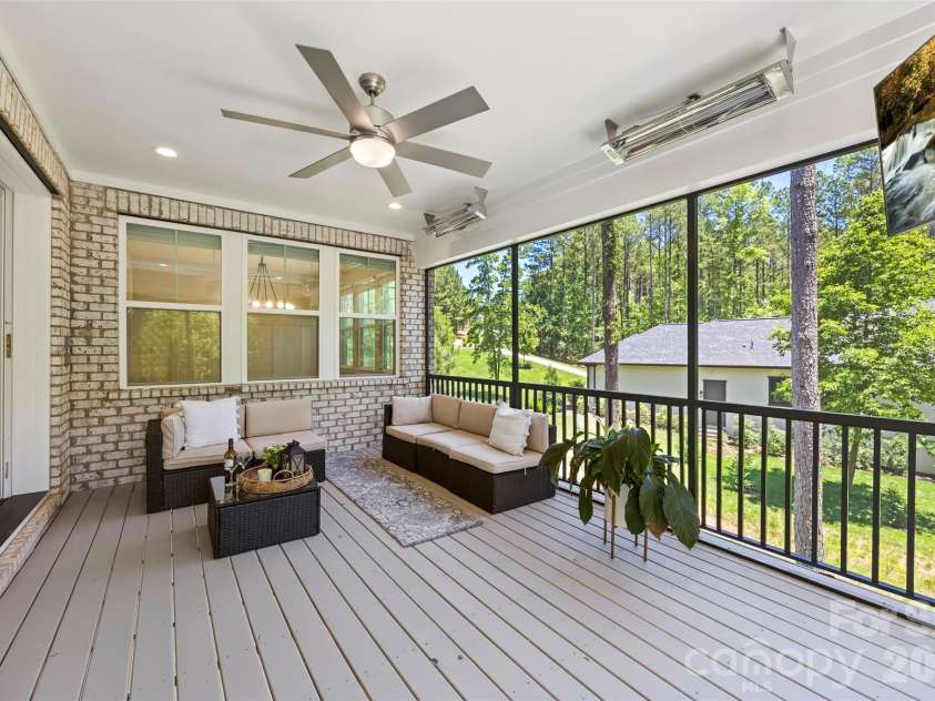 6039 Chimney Bluff Road, Lancaster, SC 29720.  MLS# CAR4378102, YatesRealty ID 36573. 