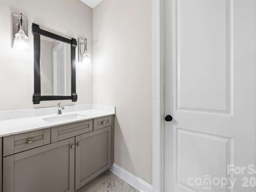 6039 Chimney Bluff Road, Lancaster, SC 29720.  MLS# CAR4378102, YatesRealty ID 36573. 