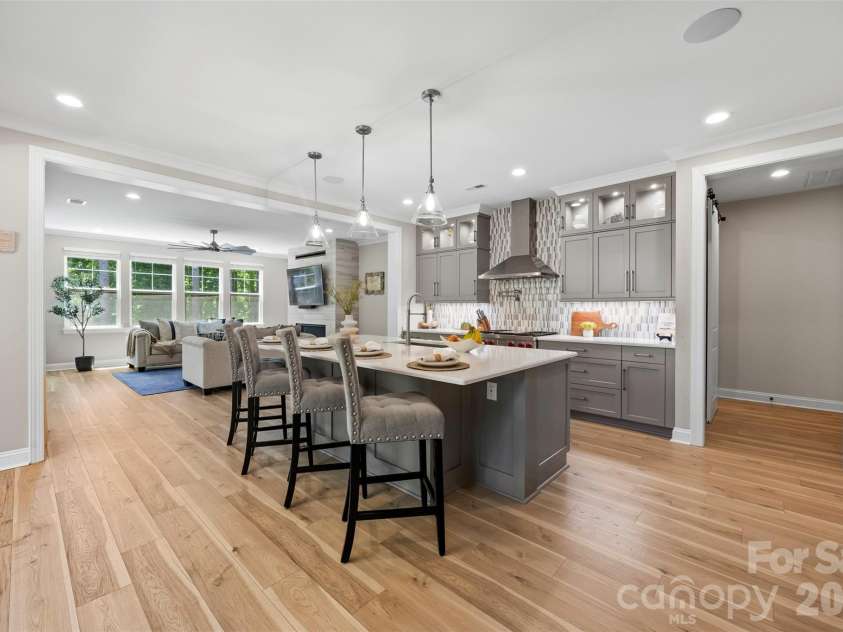 6039 Chimney Bluff Road, Lancaster, SC 29720.  MLS# CAR4378102, YatesRealty ID 36573. Kitchen