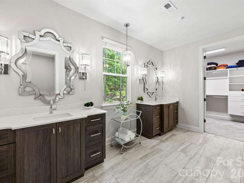 6039 Chimney Bluff Road, Lancaster, SC 29720.  MLS# CAR4378102, YatesRealty ID 36573. Primary Bathroom