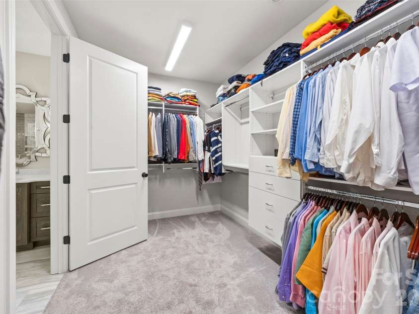 6039 Chimney Bluff Road, Lancaster, SC 29720.  MLS# CAR4378102, YatesRealty ID 36573. Primary Closet