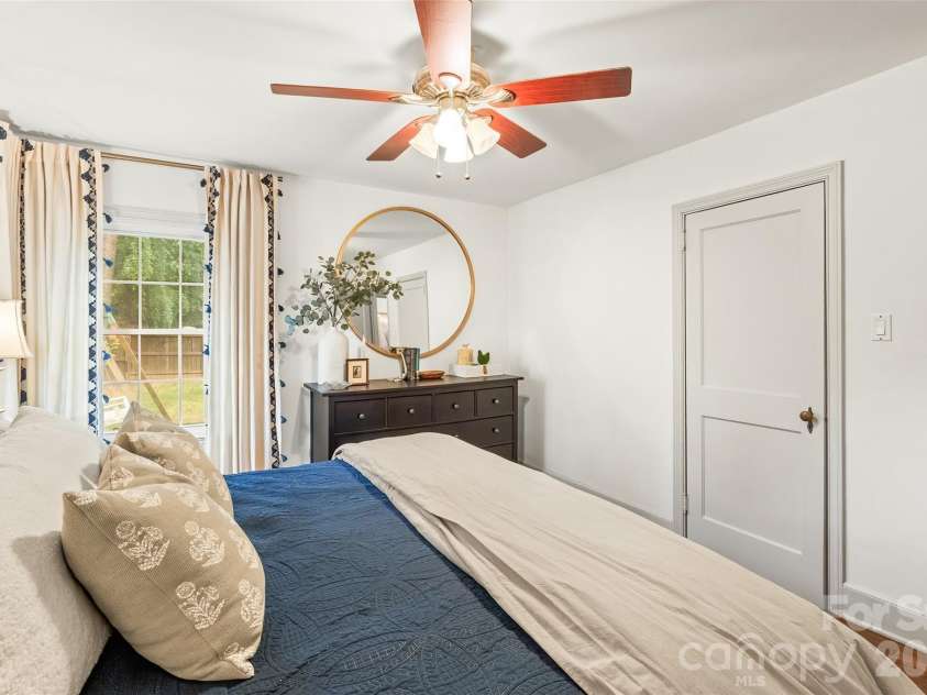 1019 Beverly Drive, Rock Hill, SC 29730.  MLS# CAR4398664, YatesRealty ID 36574. 