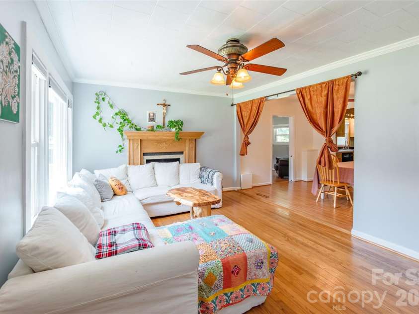 711 Linwood Road, Kings Mountain, NC 28086.  MLS# CAR4402898, YatesRealty ID 36575. 