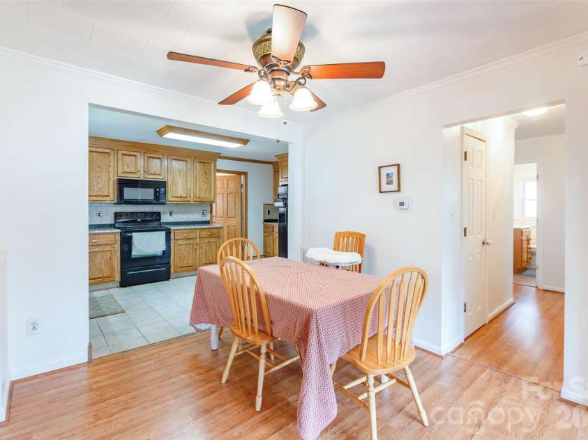 711 Linwood Road, Kings Mountain, NC 28086.  MLS# CAR4402898, YatesRealty ID 36575. 