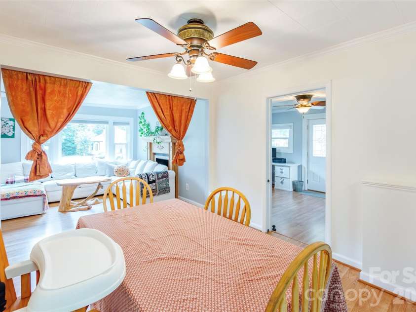 711 Linwood Road, Kings Mountain, NC 28086.  MLS# CAR4402898, YatesRealty ID 36575. 