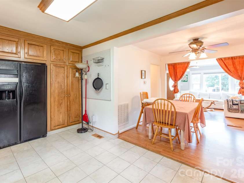 711 Linwood Road, Kings Mountain, NC 28086.  MLS# CAR4402898, YatesRealty ID 36575. 