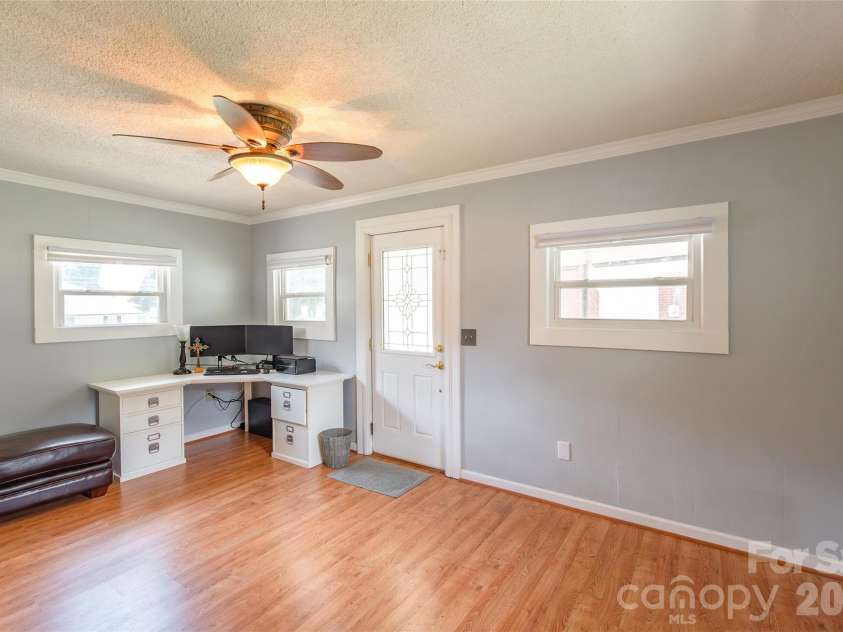 711 Linwood Road, Kings Mountain, NC 28086.  MLS# CAR4402898, YatesRealty ID 36575. 