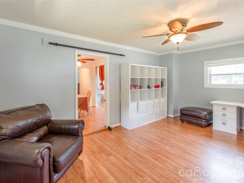 711 Linwood Road, Kings Mountain, NC 28086.  MLS# CAR4402898, YatesRealty ID 36575. 