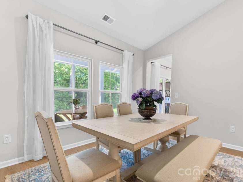 9205 Little Osprey Drive, Calabash, NC 28467.  MLS# CAR4398184, YatesRealty ID 36576. Dining Room