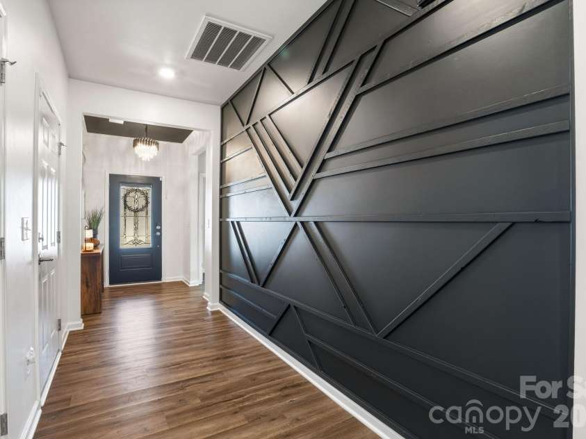 124 Goodleigh Lane, Mooresville, NC 28115.  MLS# CAR4353513, YatesRealty ID 36579. Modern Finishes Throughout