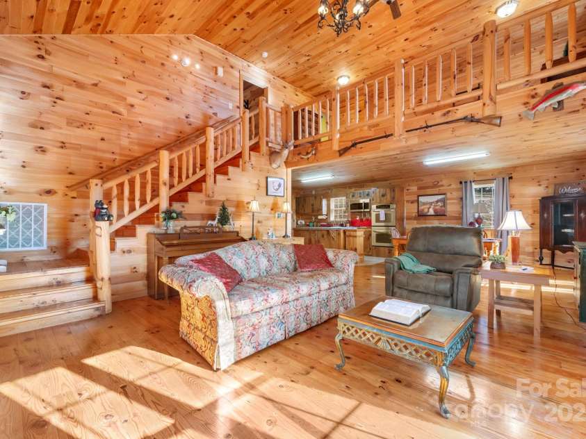 240 Wildwood Road, Lenoir, NC 28645.  MLS# CAR4334176, YatesRealty ID 3658. 