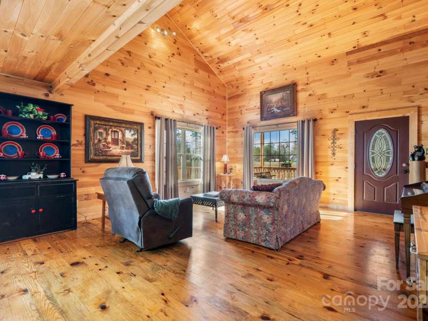 240 Wildwood Road, Lenoir, NC 28645.  MLS# CAR4334176, YatesRealty ID 3658. 