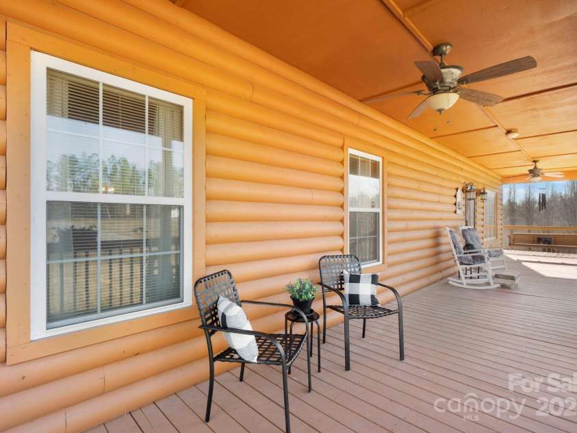 240 Wildwood Road, Lenoir, NC 28645.  MLS# CAR4334176, YatesRealty ID 3658. 