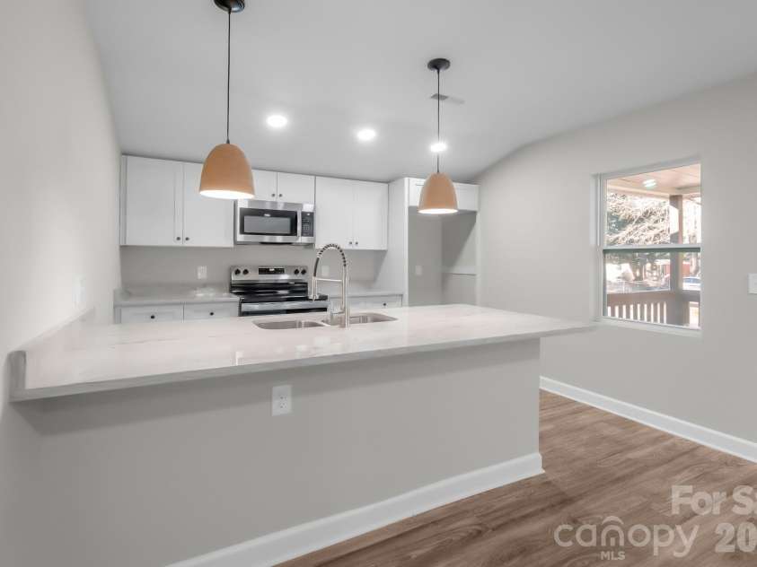 401 Golf Course Road, Winnsboro, SC 29180.  MLS# CAR4336099, YatesRealty ID 3658. 