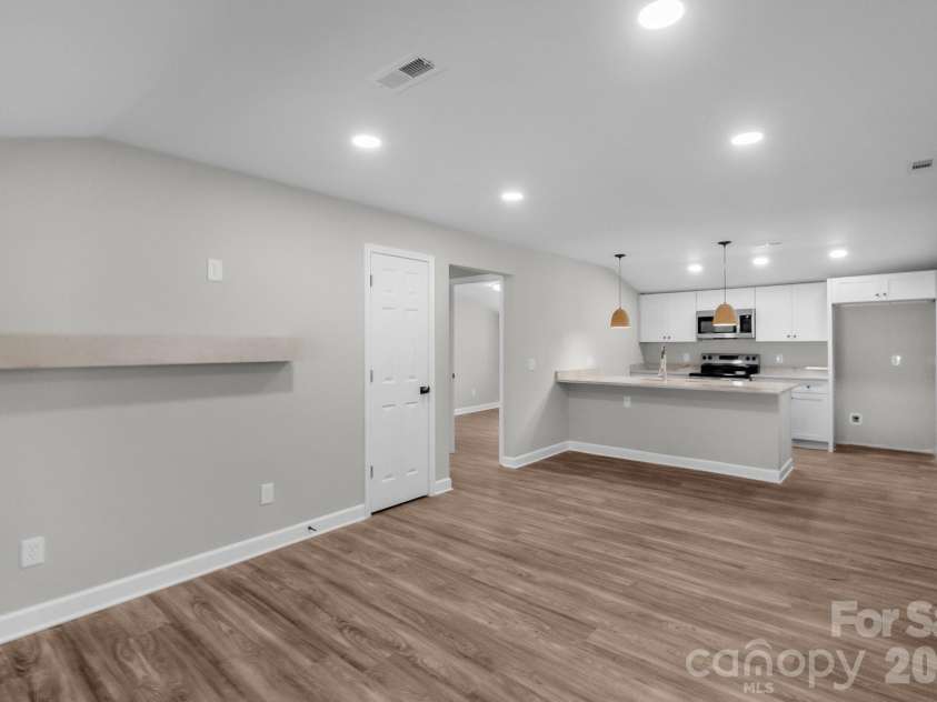 401 Golf Course Road, Winnsboro, SC 29180.  MLS# CAR4336099, YatesRealty ID 3658. 