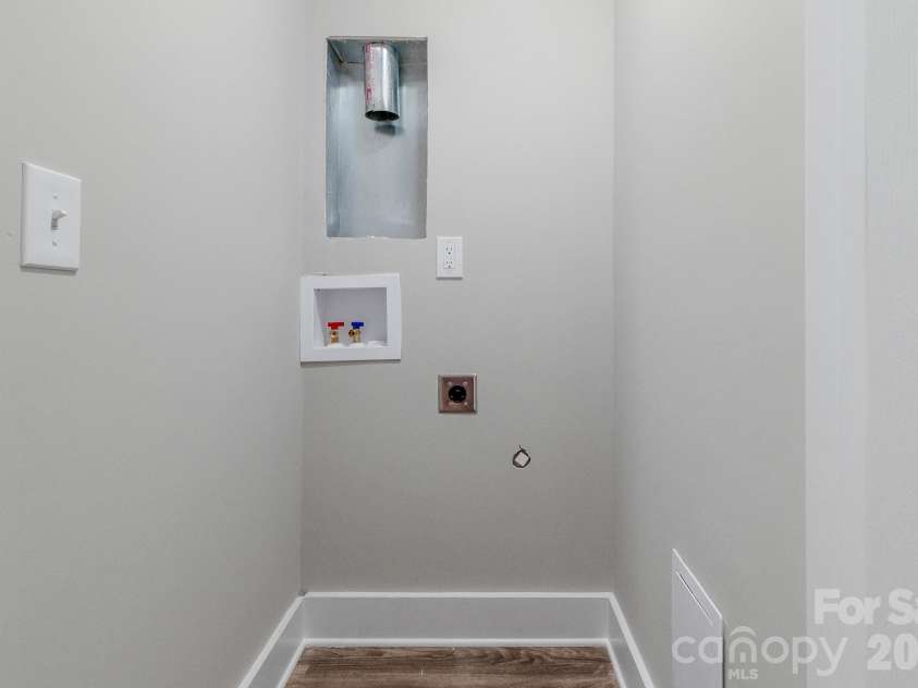 401 Golf Course Road, Winnsboro, SC 29180.  MLS# CAR4336099, YatesRealty ID 3658. Laundry Closet