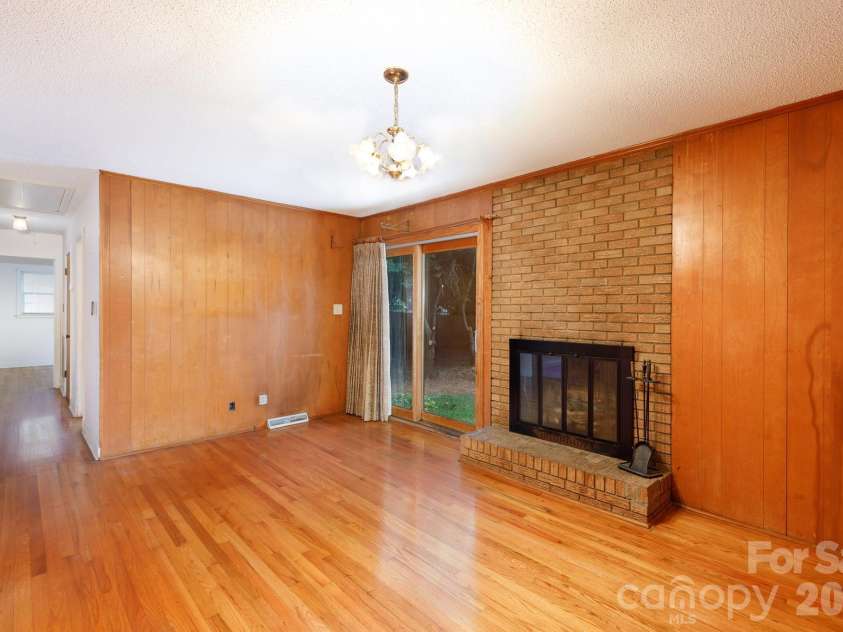 260 Plantation Road, Rock Hill, SC 29732.  MLS# CAR4402433, YatesRealty ID 36580. 