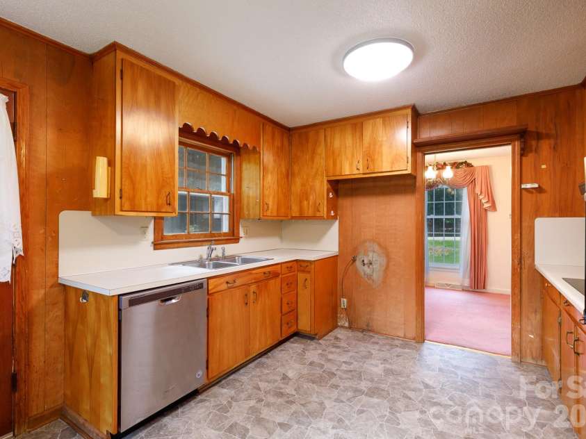 260 Plantation Road, Rock Hill, SC 29732.  MLS# CAR4402433, YatesRealty ID 36580. 