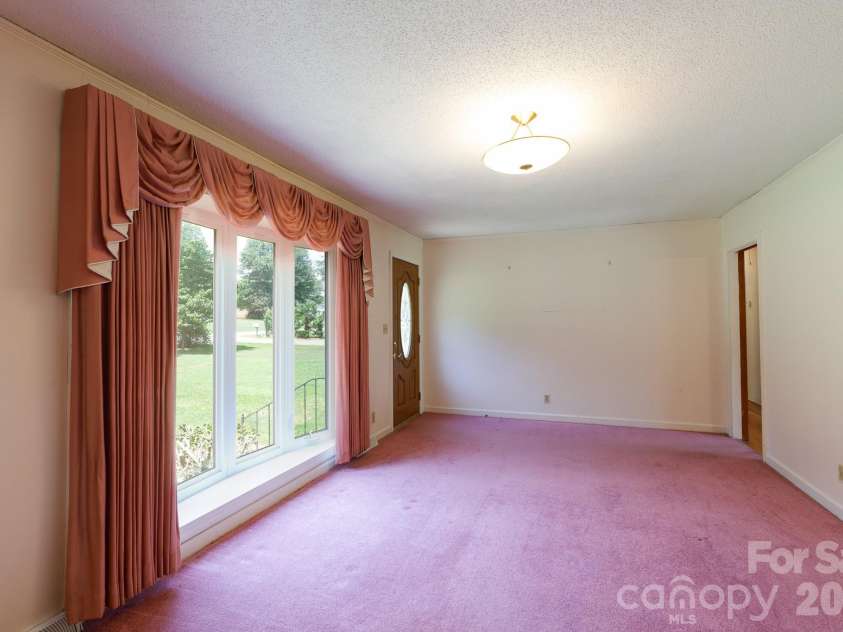 260 Plantation Road, Rock Hill, SC 29732.  MLS# CAR4402433, YatesRealty ID 36580. 