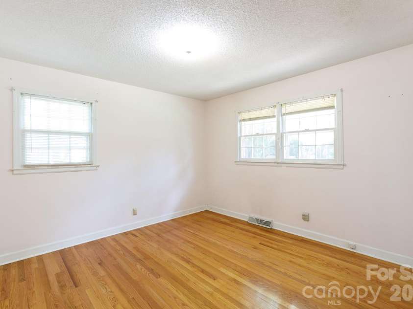 260 Plantation Road, Rock Hill, SC 29732.  MLS# CAR4402433, YatesRealty ID 36580. 