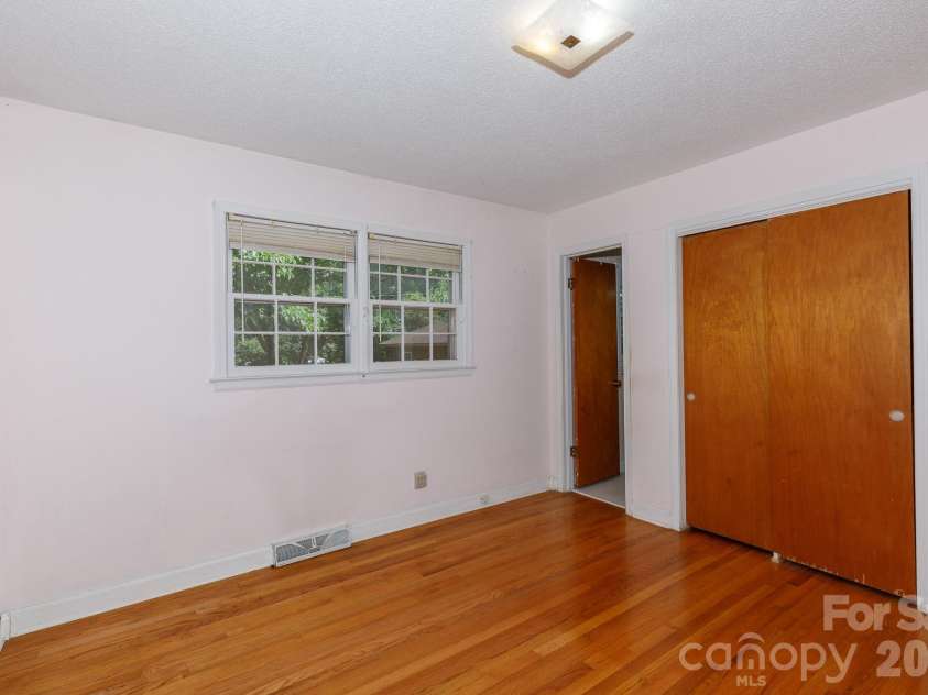 260 Plantation Road, Rock Hill, SC 29732.  MLS# CAR4402433, YatesRealty ID 36580. 