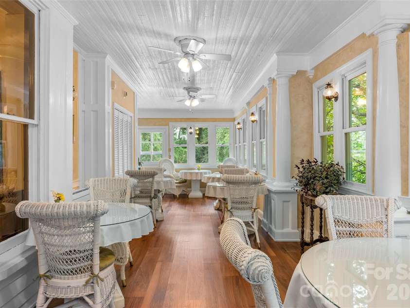 86 Edgemont Road, Asheville, NC 28801.  MLS# CAR4375523, YatesRealty ID 36581. Breakfast sunroom