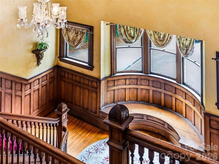 86 Edgemont Road, Asheville, NC 28801.  MLS# CAR4375523, YatesRealty ID 36581. Curved woodwork and windows