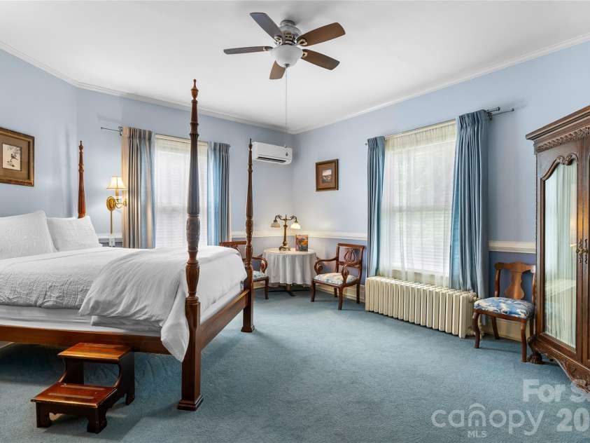 86 Edgemont Road, Asheville, NC 28801.  MLS# CAR4375523, YatesRealty ID 36581. Second story, bedroom six