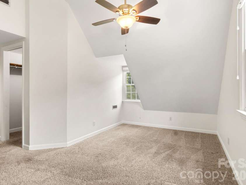 207 Edgemont Drive, Shelby, NC 28150.  MLS# CAR4402527, YatesRealty ID 36582. 