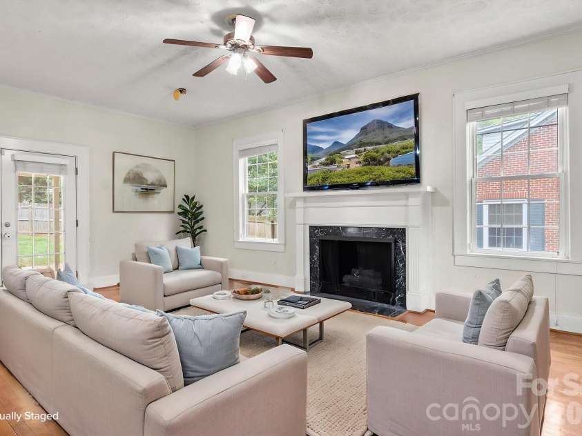 207 Edgemont Drive, Shelby, NC 28150.  MLS# CAR4402527, YatesRealty ID 36582. Virtually Staged