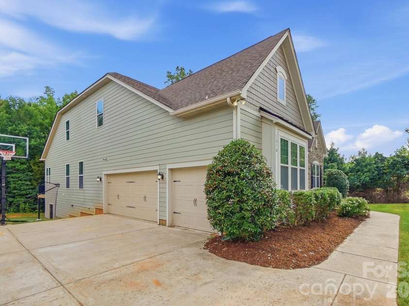 1316 Torrens Drive, Wesley Chapel, NC 28110.  MLS# CAR4401105, YatesRealty ID 36583. 