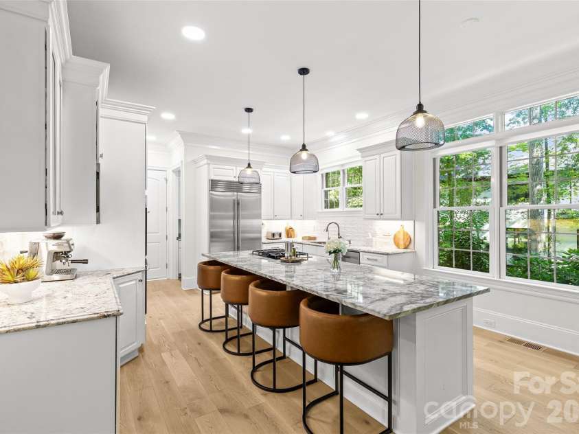 3030 Ashford Glen Drive, Matthews, NC 28104.  MLS# CAR4399713, YatesRealty ID 36584. 