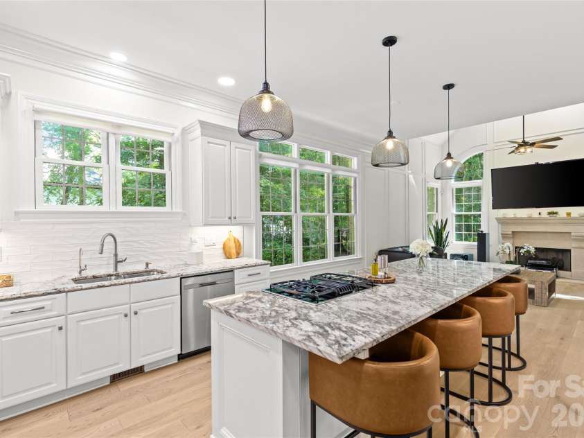 3030 Ashford Glen Drive, Matthews, NC 28104.  MLS# CAR4399713, YatesRealty ID 36584. 