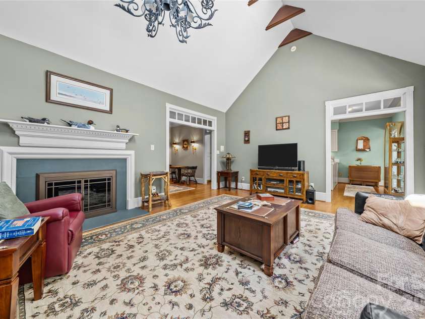 881 Handy Road, Denton, NC 27239.  MLS# CAR4403376, YatesRealty ID 36585. 