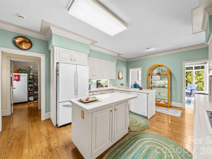 881 Handy Road, Denton, NC 27239.  MLS# CAR4403376, YatesRealty ID 36585. 