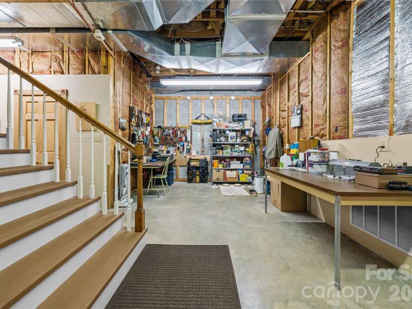 881 Handy Road, Denton, NC 27239.  MLS# CAR4403376, YatesRealty ID 36585. 