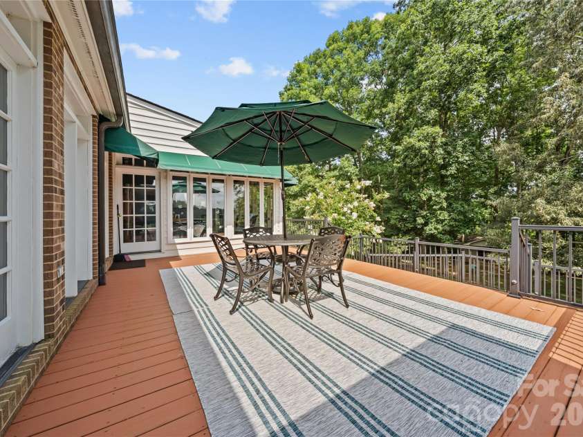 881 Handy Road, Denton, NC 27239.  MLS# CAR4403376, YatesRealty ID 36585. 
